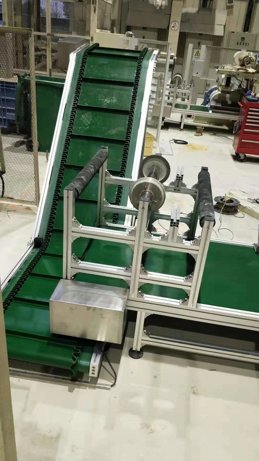 重慶帶式輸送機(jī).jpg